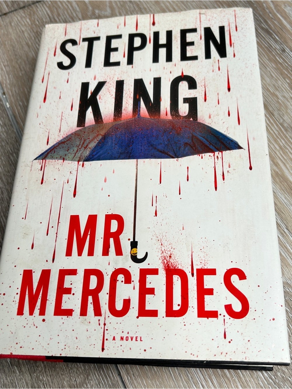 Stephen King Mr. Mercedes Hardcover Book • Thriller Mystery Crime Novel •